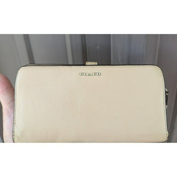 Coach Bifold Pebbled Leather Long Slim Wallet Clutch Beige - Picture 12 of 12